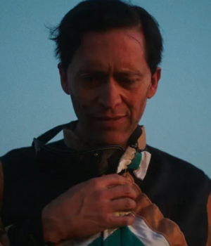 Clifton Collins Jr. Impresiona en el drama “JOCKEY”